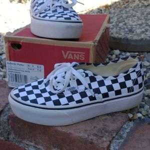 Platform checked Vans